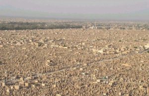 Si lo ves en Google Maps, pensarás que es una gran ciudad en el desierto pero si haces zoom