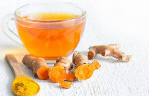 Té de jengibre y cúrcuma para desintoxicar el hígado y los riñones